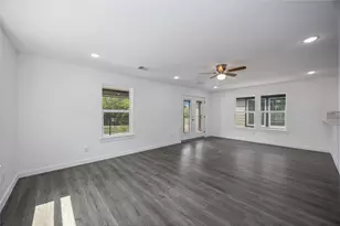 8404 De Priest St, Houston, TX 77088 - Photo 6