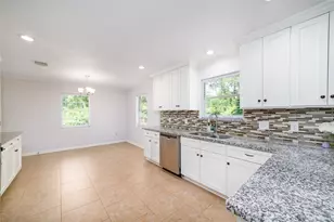 3422 Rustling Pines St, Spring, TX 77380 - Photo 10