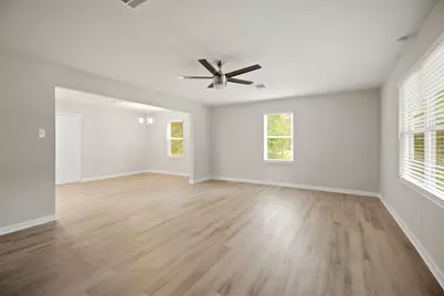 2122 Stadium Drive, Alvin, TX 77511 - Photo 10