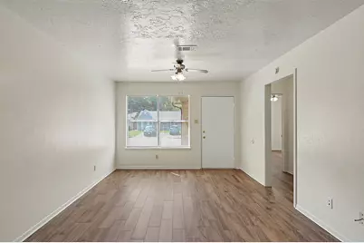 1605 Hazelwood Street #B, Conroe, TX 77301 - Photo 4