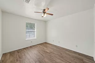 1605 Hazelwood St, Conroe, TX 77301 - Photo 12