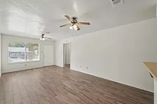 1605 Hazelwood St, Conroe, TX 77301 - Photo 6