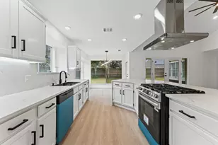 7631 Ashton Dr, Houston, TX 77095 - Photo 10