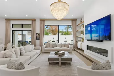 13034 Memorial Drive, Houston, TX 77079 - Photo 20