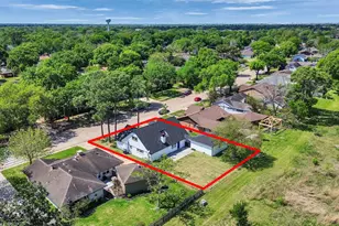 16007 Diana Ln, Houston, TX 77062 - Photo 6