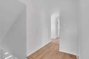 16007 Diana Ln, Houston, TX 77062 - Photo 32