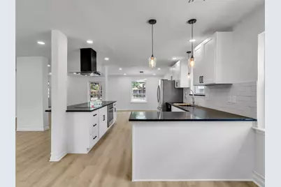 16007 Diana Lane, Houston, TX 77062 - Photo 18