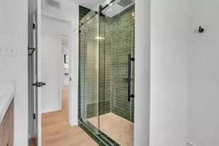 16007 Diana Ln, Houston, TX 77062 - Photo 28