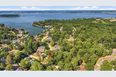 101 Lakeside Drive, Conroe, TX 77356 - Photo 34