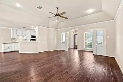 101 Lakeside Drive, Conroe, TX 77356 - Photo 12