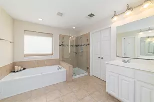 1807 Stacy Crest, Houston, TX 77008 - Photo 22