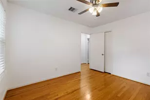 1422 Hewitt Dr, Houston, TX 77018 - Photo 6