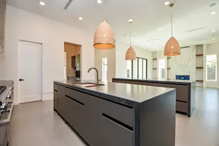 7218 Schiller St, Houston, TX 77055 - Photo 20