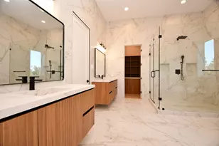 7218 Schiller St, Houston, TX 77055 - Photo 42