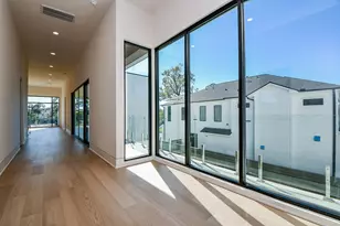 7218 Schiller St, Houston, TX 77055 - Photo 32