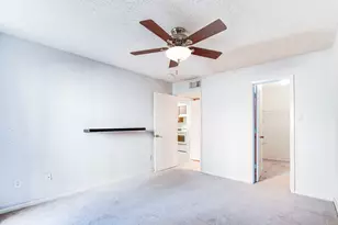 3919 Fairmont Pkwy, Pasadena, TX 77504 - Photo 14