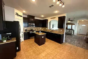 10122 Mariposa Stream Ct, Houston, TX 77044 - Photo 8