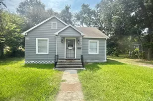 19 4th Ave N, Texas City, TX 77590 - Photo 1