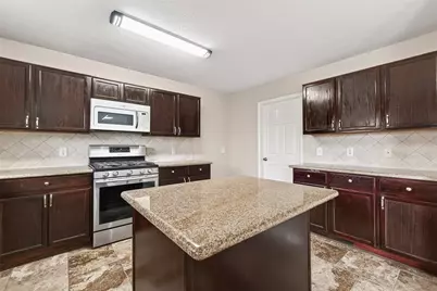 15007 Sugar Sands Drive, Sugar Land, TX 77498 - Photo 18