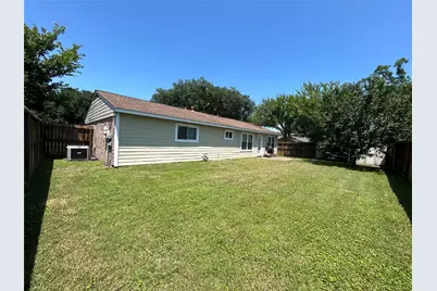 1602 Dixie Hollow Street, Pearland, TX 77581 - Photo 22