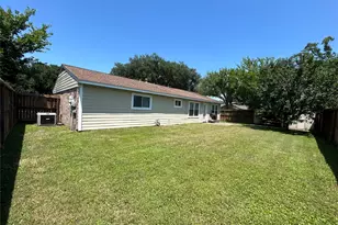 1602 Dixie Hollow St, Pearland, TX 77581 - Photo 22