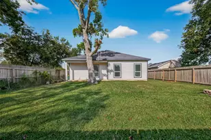 2609 Boss St, La Marque, TX 77568 - Photo 30