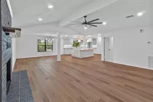 128 Schooner, Livingston, TX 77351 - Photo 14