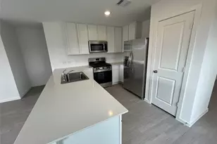 20027 Iron Winds St, Crosby, TX 77532 - Photo 6