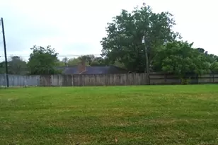 0 Blue Water Ln, Dickinson, TX 77539 - Photo 1