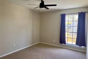 10168 Beekman Pl Dr, Houston, TX 77043 - Photo 10