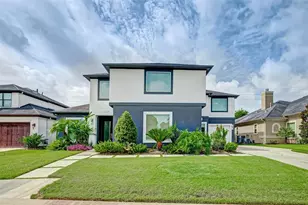 14319 Shadow Garden Ln, Houston, TX 77077 - Photo 2