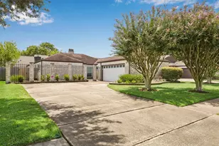 12507 Rocky Knoll Dr, Houston, TX 77077 - Photo 1
