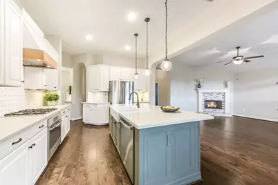 16718 Lake Limestone Lane, Houston, TX 77044 - Photo 12