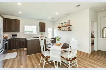 205 Laura Leigh Lane, Angleton, TX 77515 - Photo 10