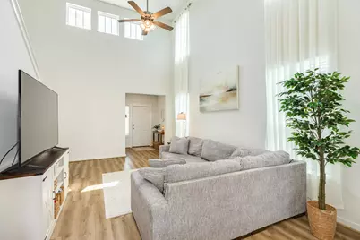 205 Laura Leigh Lane, Angleton, TX 77515 - Photo 8