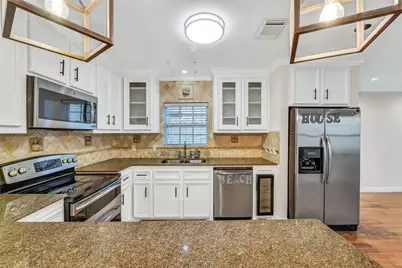 1110 64th Street, Galveston, TX 77551 - Photo 20