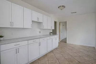 1410 Caplin Street, Houston, TX 77022 - Photo 8