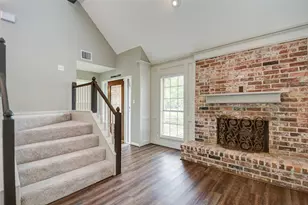 6206 Rippling Hollow Dr, Spring, TX 77379 - Photo 8
