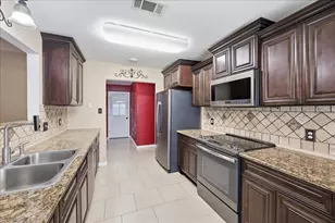4406 Highland Ave, Orange, TX 77632 - Photo 6