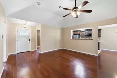 4406 Highland Avenue, Orange, TX 77632 - Photo 4