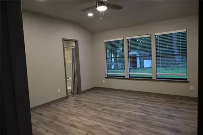 10053 W Twin Shore Drive, Willis, TX 77318 - Photo 24