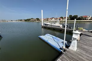 1407 Waterside Dr, League City, TX 77573 - Photo 22