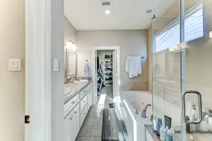 1325 W 24th St, Houston, TX 77008 - Photo 24