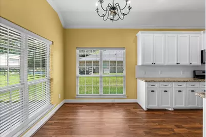 607 Oak Street, Anahuac, TX 77514 - Photo 12