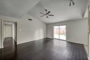 29318 Waltham St, Spring, TX 77386 - Photo 6