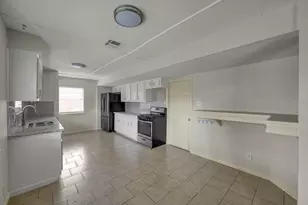 29318 Waltham St, Spring, TX 77386 - Photo 8