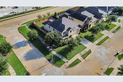 23714 Via Viale Drive, Richmond, TX 77406 - Photo 4