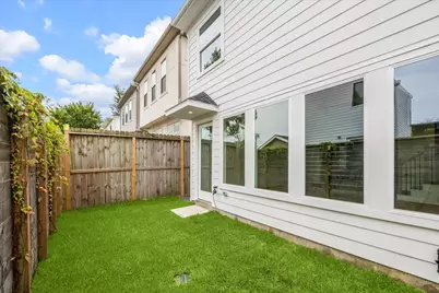 1442 Nashua St, Houston, TX 77008 - Photo 14