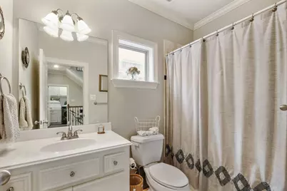 933 W 17th Street, Houston, TX 77008 - Photo 16