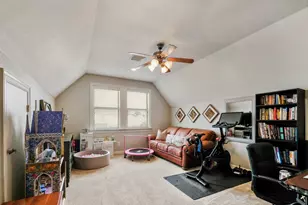 933 W 17th St, Houston, TX 77008 - Photo 18